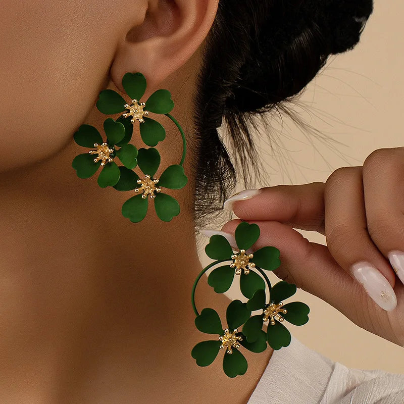 Bohemian Dangle Earrings Female Romantic Three Camellia Flower Korean Earrings for Women Luxury Designer Fashion Jewelry